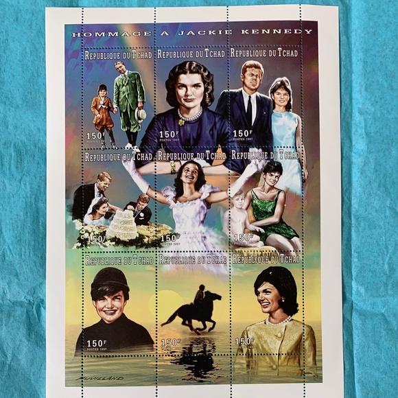 International Collectors Society Other - Jackie Kennedy Republic du Chad Stamp